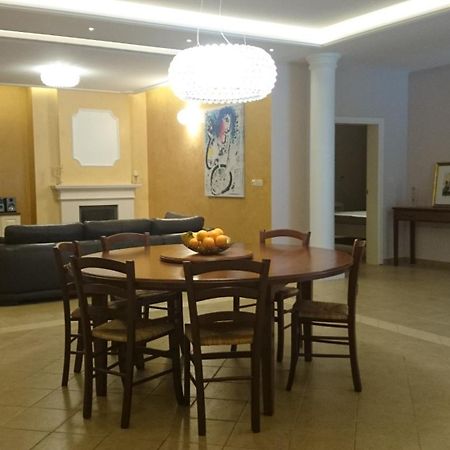 Villa Elizabeth,斯拉诺 外观 照片